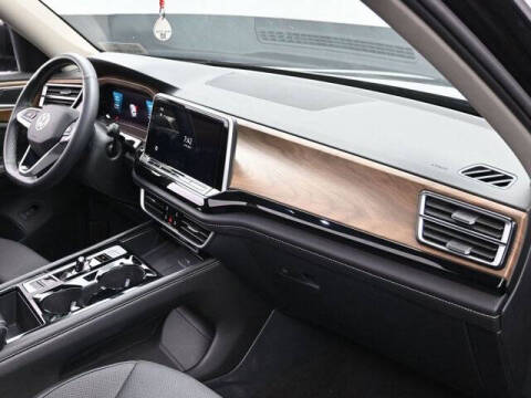 2024 Volkswagen Atlas SE