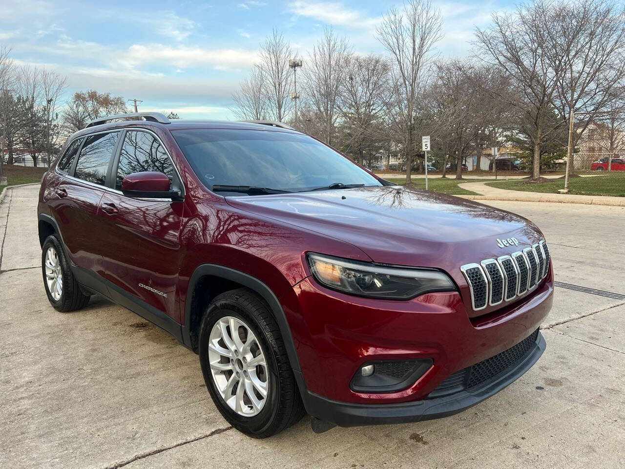 2019 Jeep Cherokee Latitude 4dr SUV's photo