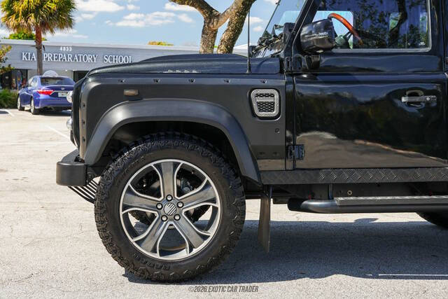 1990 Land Rover Defender