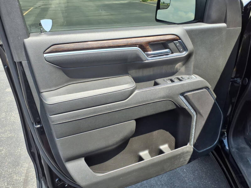 2024 GMC Sierra 1500 Elevation Standard