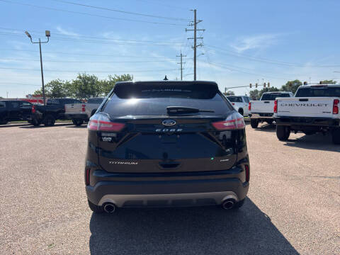 2024 Ford Edge Titanium