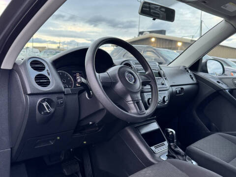 2012 Volkswagen Tiguan S