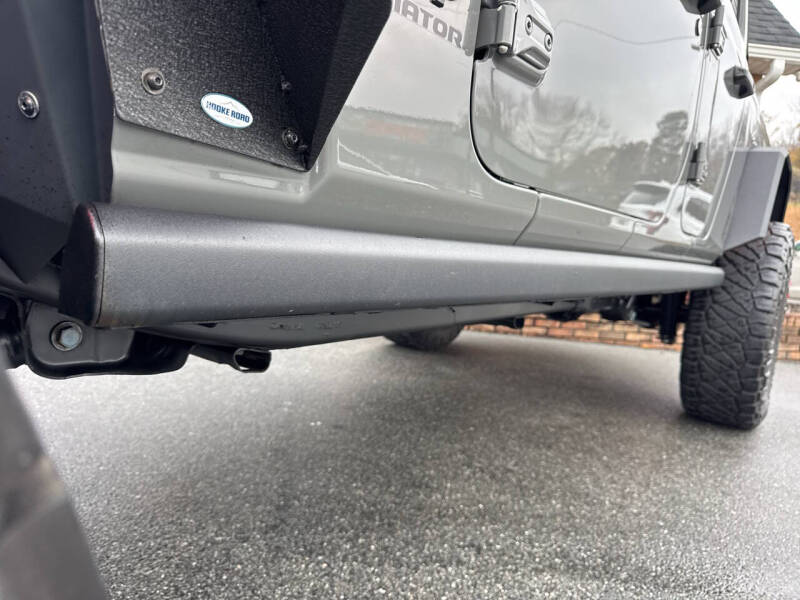 2021 Jeep Gladiator Willys