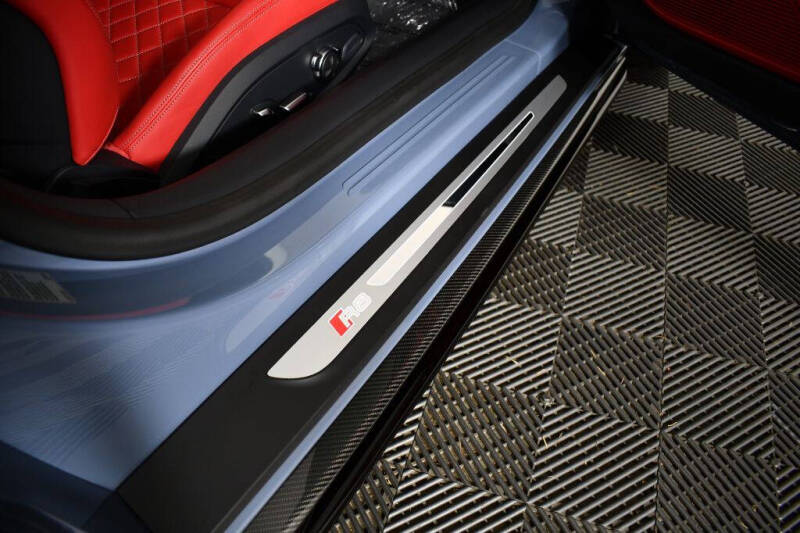 2023 Audi R8 5.2 quattro V10 performance