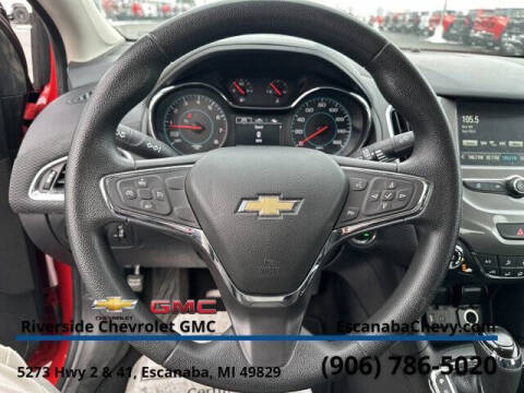 2017 Chevrolet Cruze LT Auto