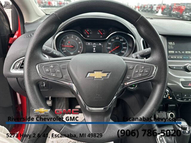 2017 Chevrolet Cruze LT Auto