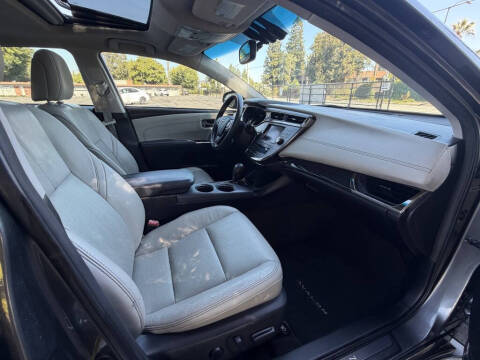 2013 Toyota Avalon Hybrid