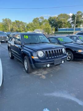 2013 Jeep Patriot for sale at Jerry & Menos Auto Sales in Belton MO