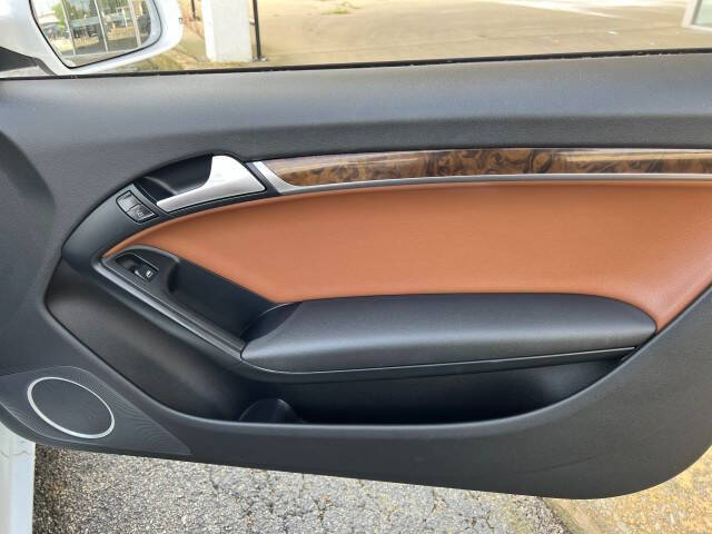 2011 Audi A5 2.0T quattro Premium Plus