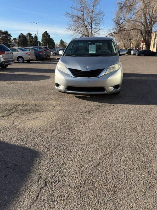 2012 Toyota Sienna