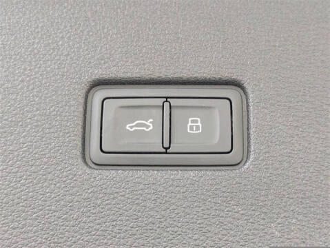 2019 Audi Q8 quattro Premium Plus 55 TFSI