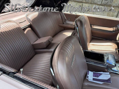 1964 Ford Thunderbird
