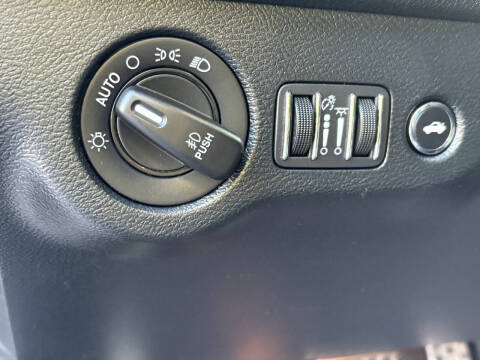 2018 Dodge Challenger SXT Plus