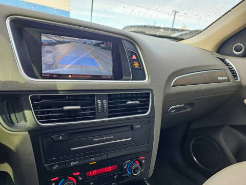 2012 Audi Q5 3.2 quattro Premium Plus