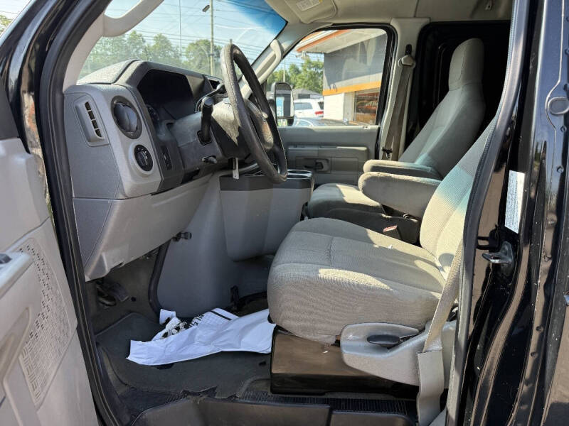 2013 Ford E-Series