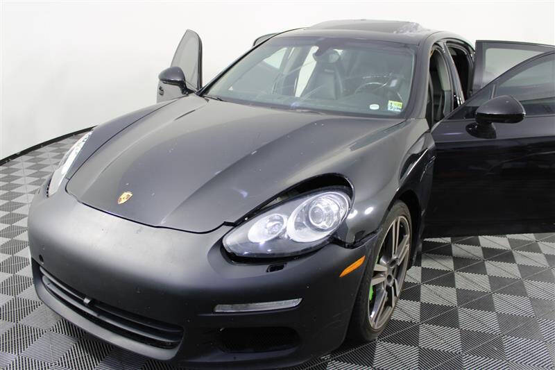 2014 Porsche Panamera 4