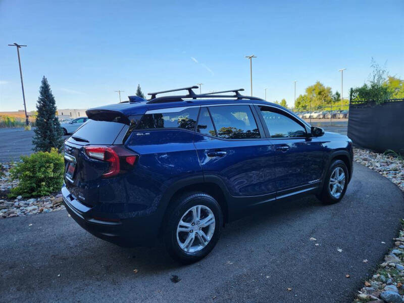 2023 GMC Terrain SLE