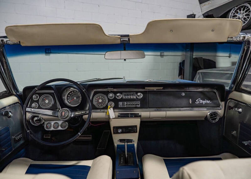 1965 Oldsmobile Starfire