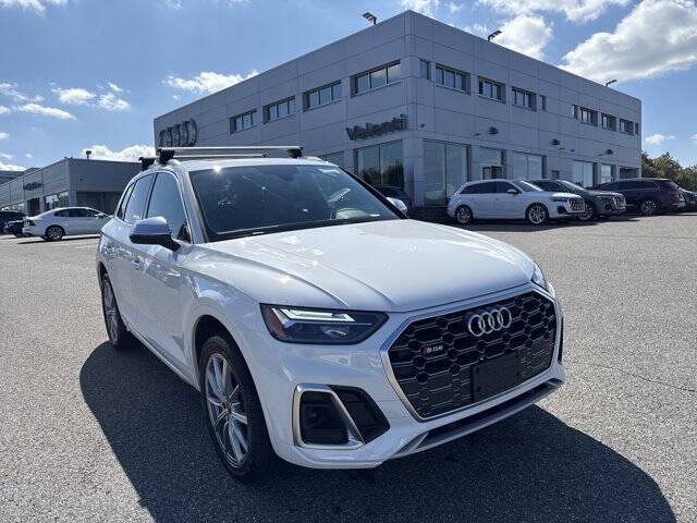 2022 Audi SQ5 3.0T quattro Premium
