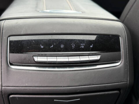 2021 Cadillac Escalade ESV Sport Platinum