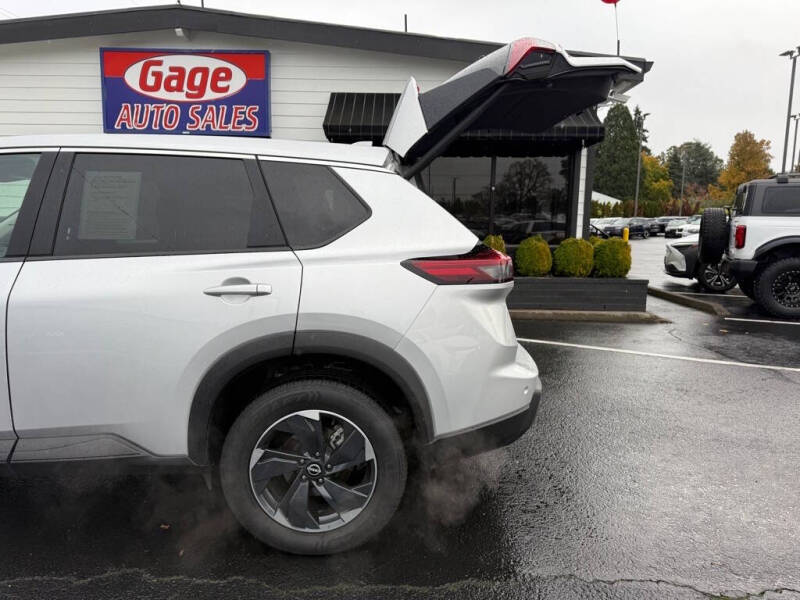 2024 Nissan Rogue SV