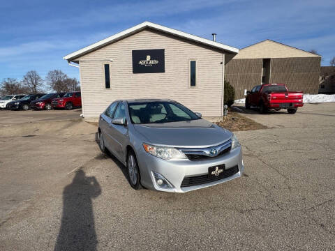 2013 Toyota Camry Hybrid XLE