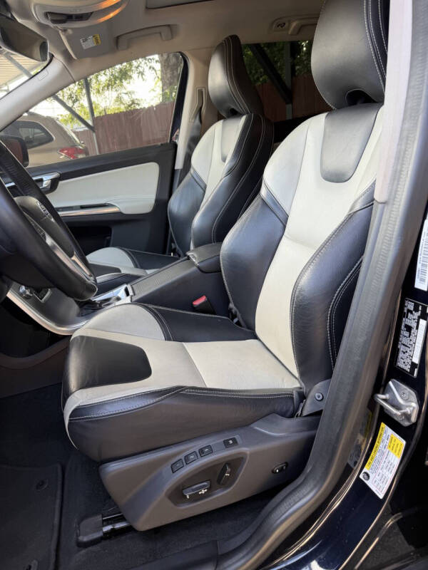 2017 Volvo XC60 T5 Dynamic