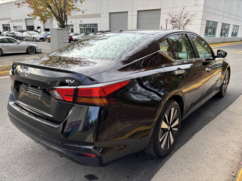 2021 Nissan Altima 2.5 SV