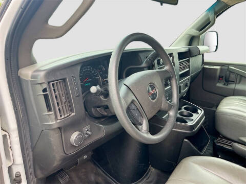 2024 GMC Savana 2500