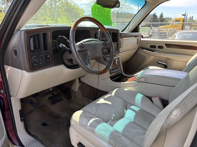 2003 Cadillac Escalade