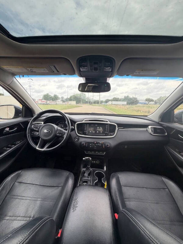 2017 Kia Sorento EX V6
