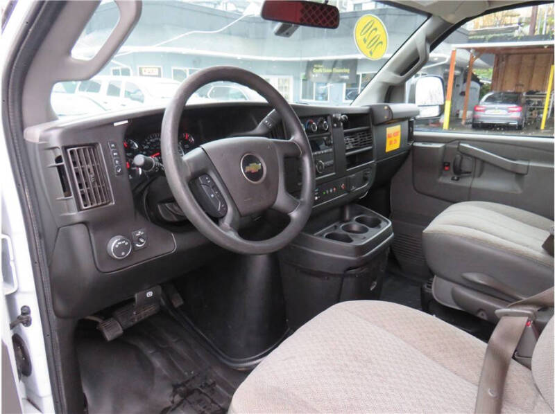 2020 Chevrolet Express 2500