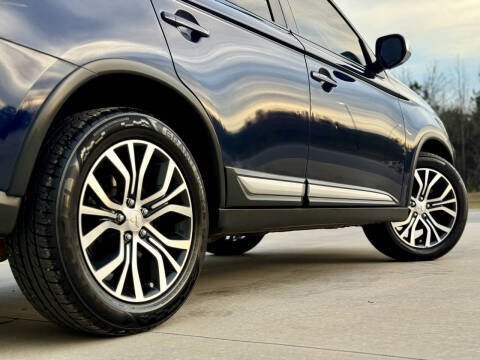 2018 Mitsubishi Outlander ES