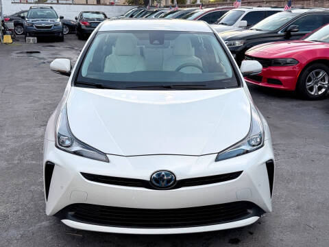 2020 Toyota Prius LE