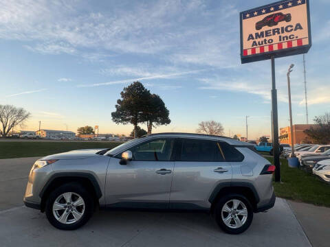 2020 Toyota RAV4 XLE