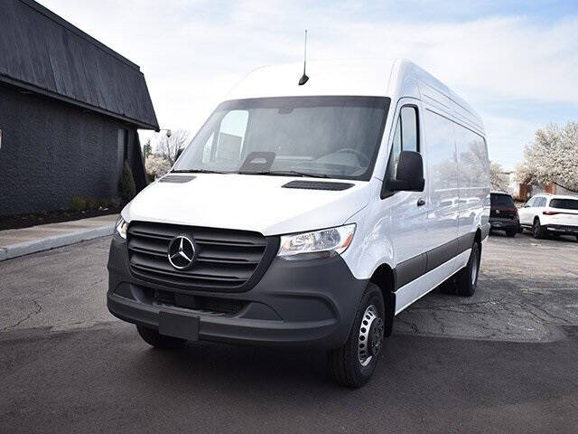 2025 Mercedes-Benz Sprinter Cargo Van