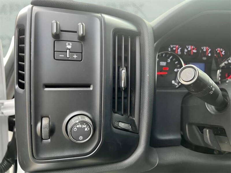 2022 Chevrolet Silverado 6500HD