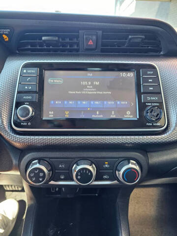 2020 Nissan Kicks S