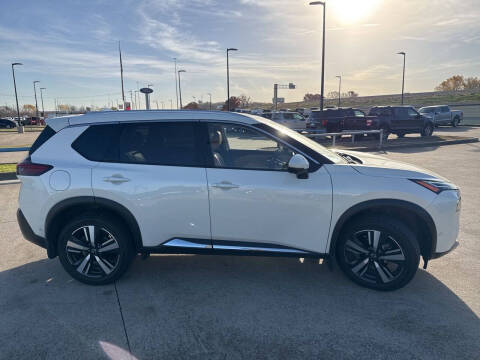 2022 Nissan Rogue Platinum