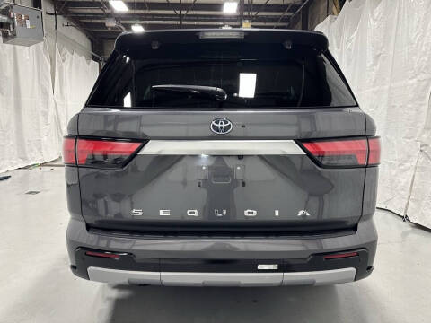2024 Toyota Sequoia Capstone