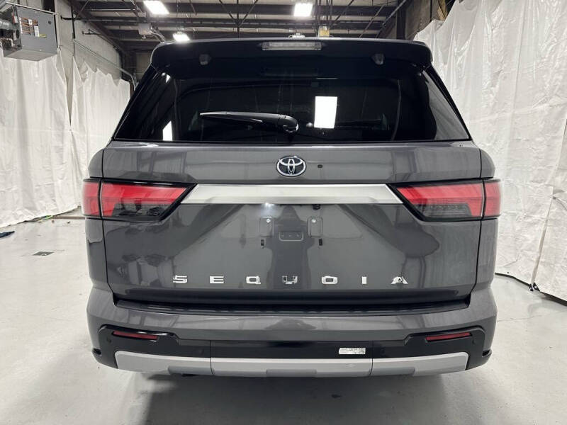 2024 Toyota Sequoia Capstone