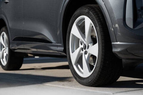 2025 Audi Q5 quattro Premium Plus TFSI