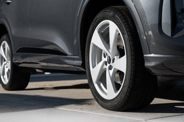 2025 Audi Q5 quattro Premium Plus TFSI