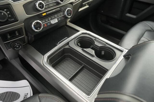 2022 Ford F-450 Super Duty Platinum