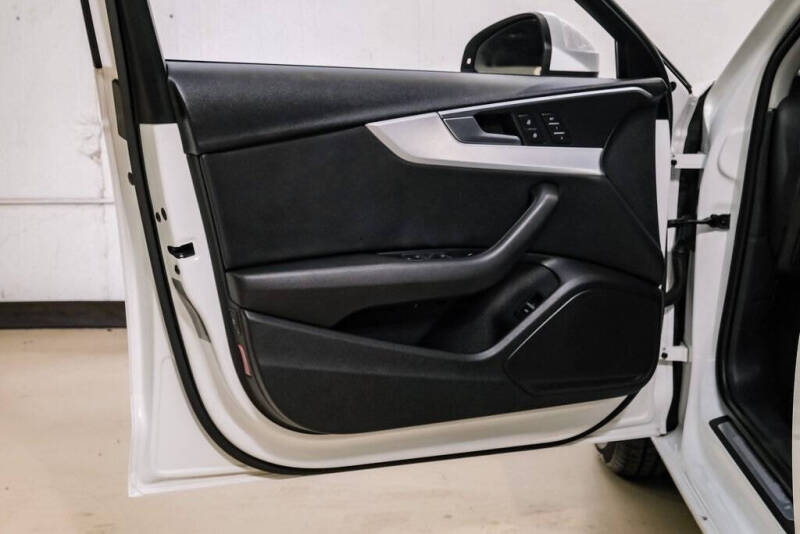 2017 Audi A4 2.0T quattro Premium