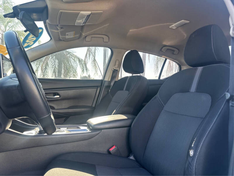 2022 Nissan Sentra SV