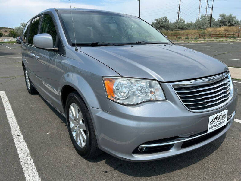 2014 Chrysler Town and Country Touring