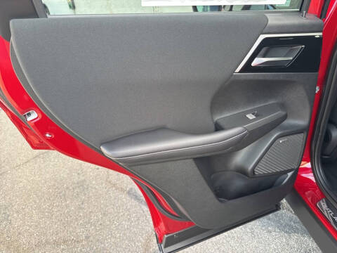 2025 Mitsubishi Outlander ES