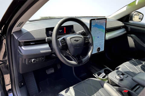 2021 Ford Mustang Mach-E Select