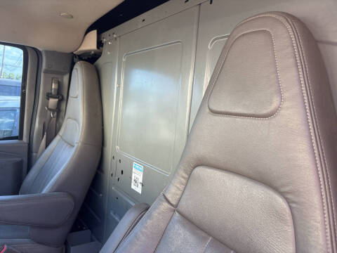 2017 Chevrolet Express 2500